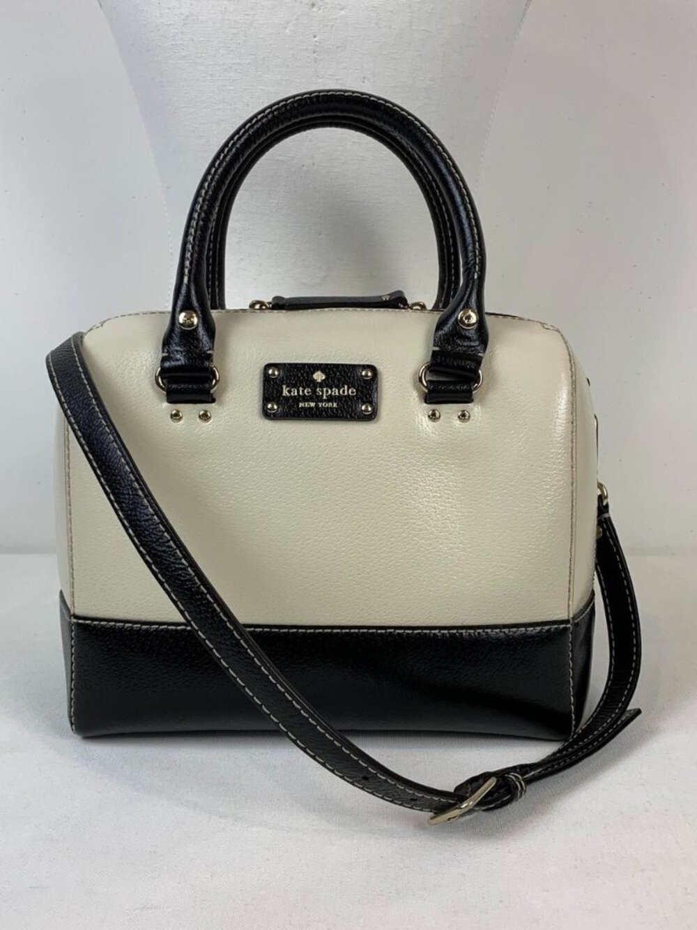 Kate Spade New York Cream & Black Luxury Purse - Glamorous Preppy Style